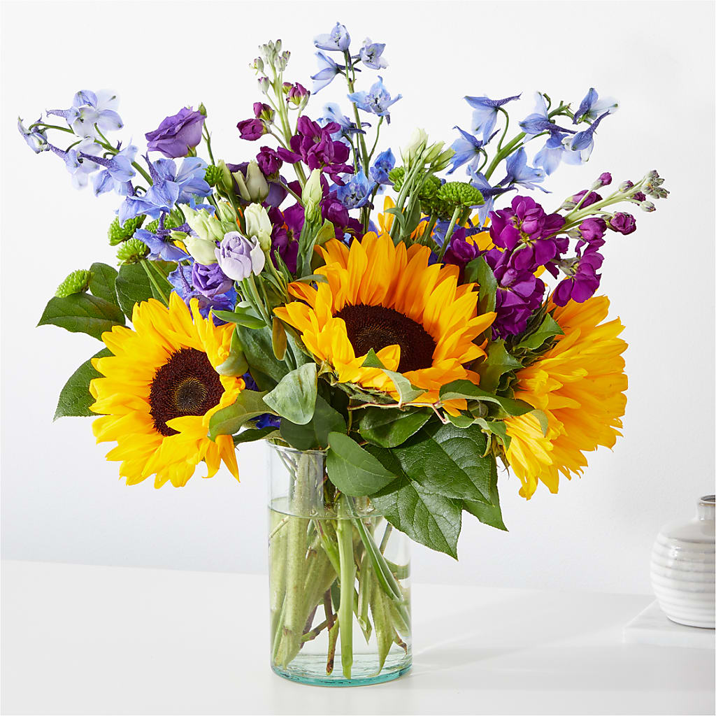 Catching Rays Bouquet – Facet Flowers, Austin TX