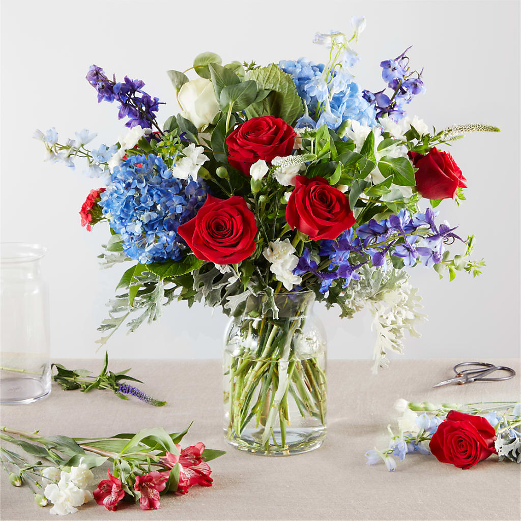Star Spangled - A Florist Original – Facet Flowers, Austin TX