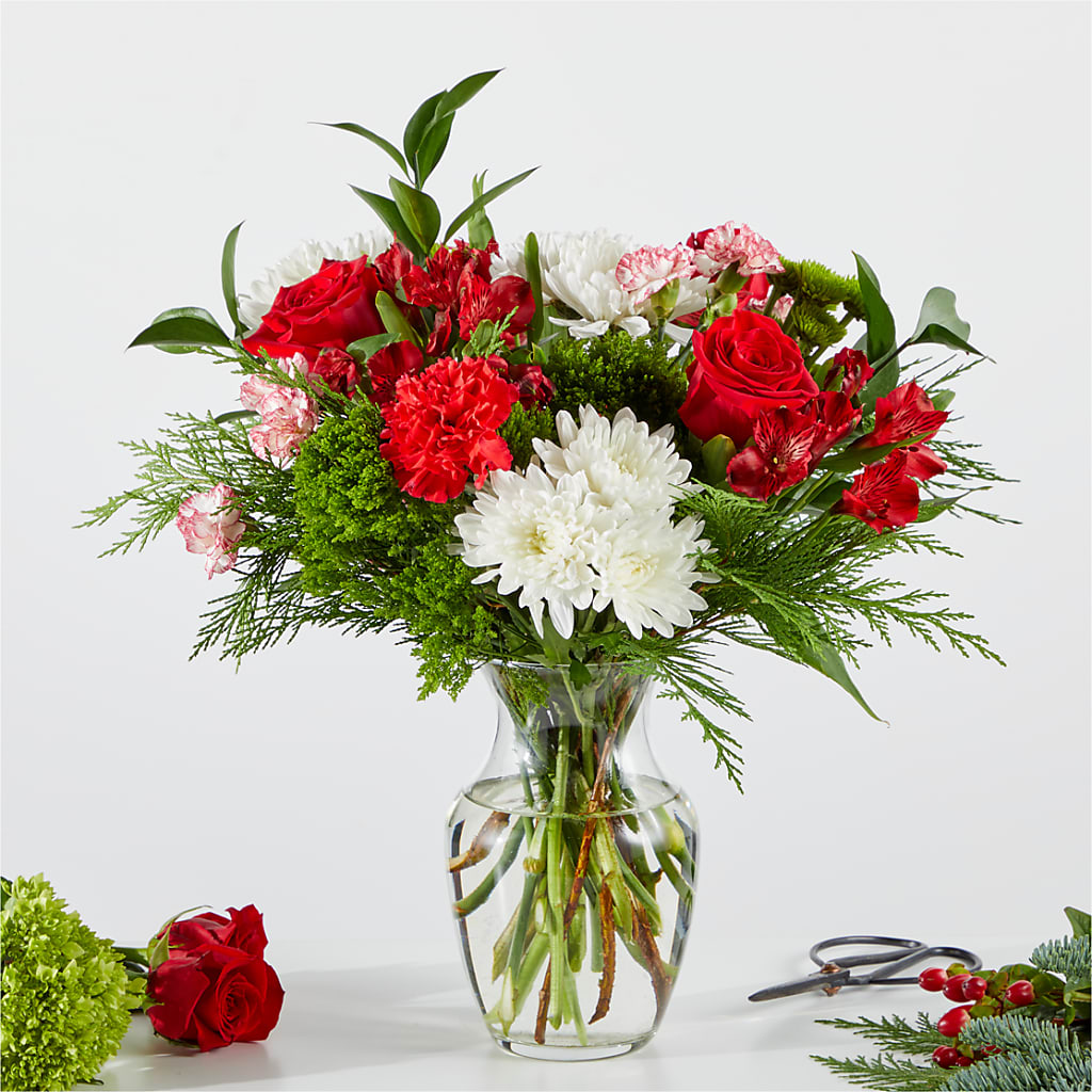 Merry Moment Bouquet – A Florist Original – Facet Flowers, Austin TX