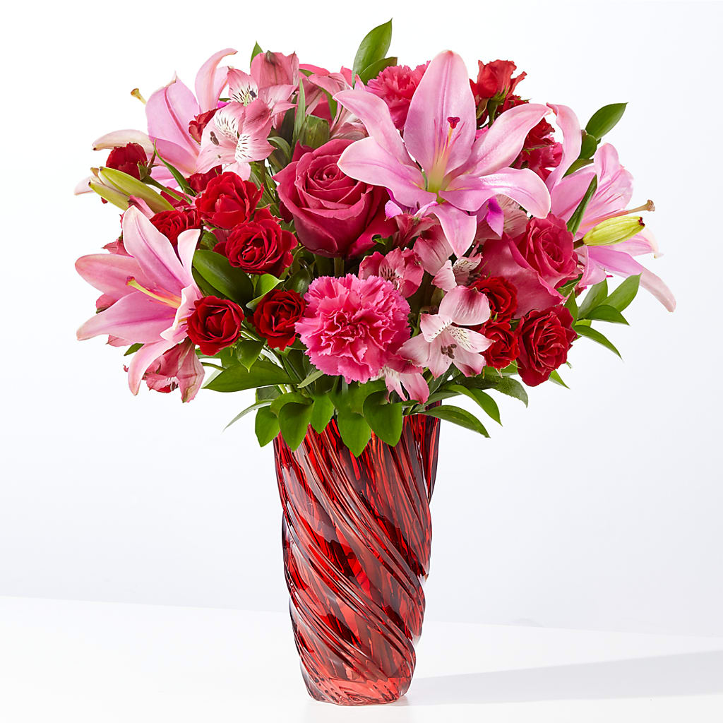 In Love Bouquet with Luxe Swirl Vase – Facet Flowers, Austin TX