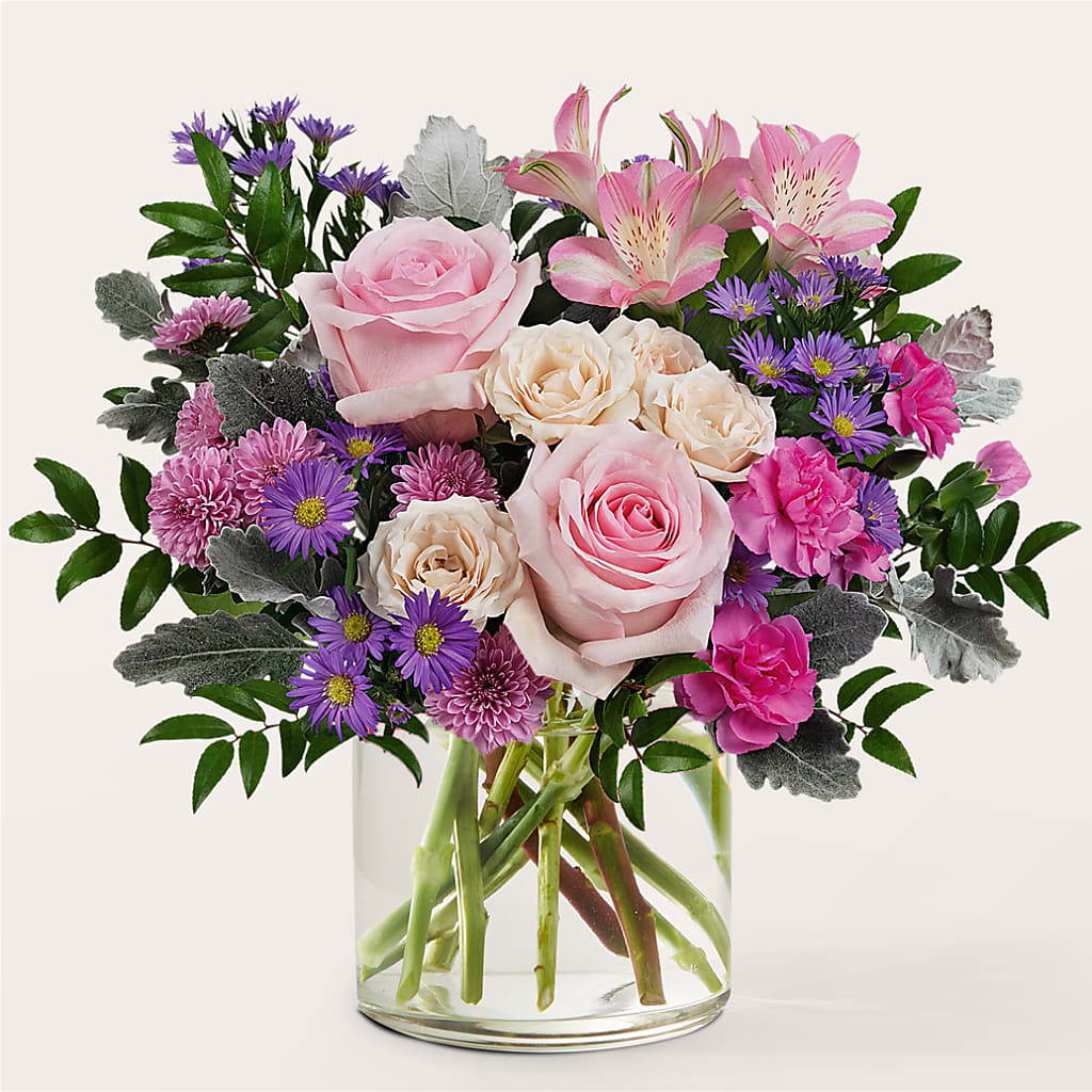 Light as a Feather Bouquet – Facet Flowers, Austin TX