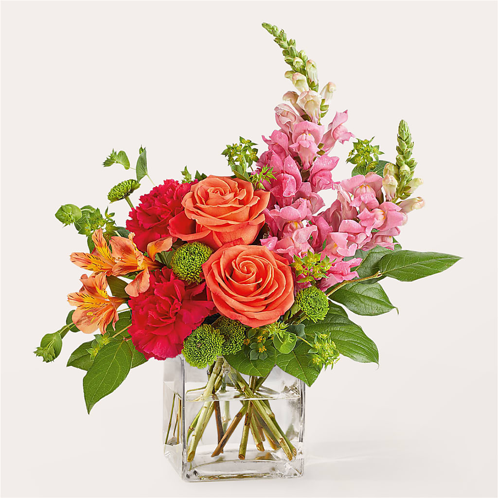 Cosmopolitan Bouquet – Facet Flowers, Austin TX