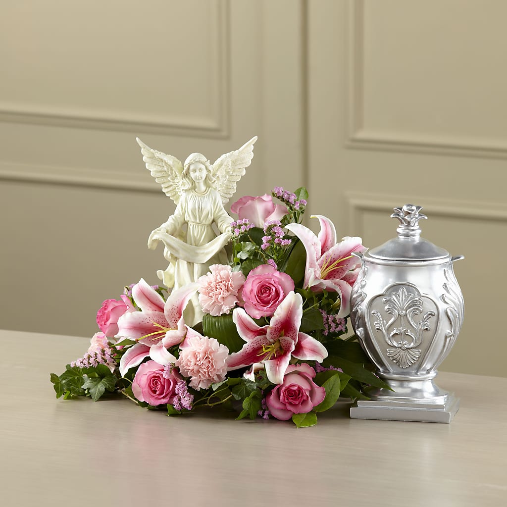 Divinity Arrangement – Facet Flowers, Austin TX
