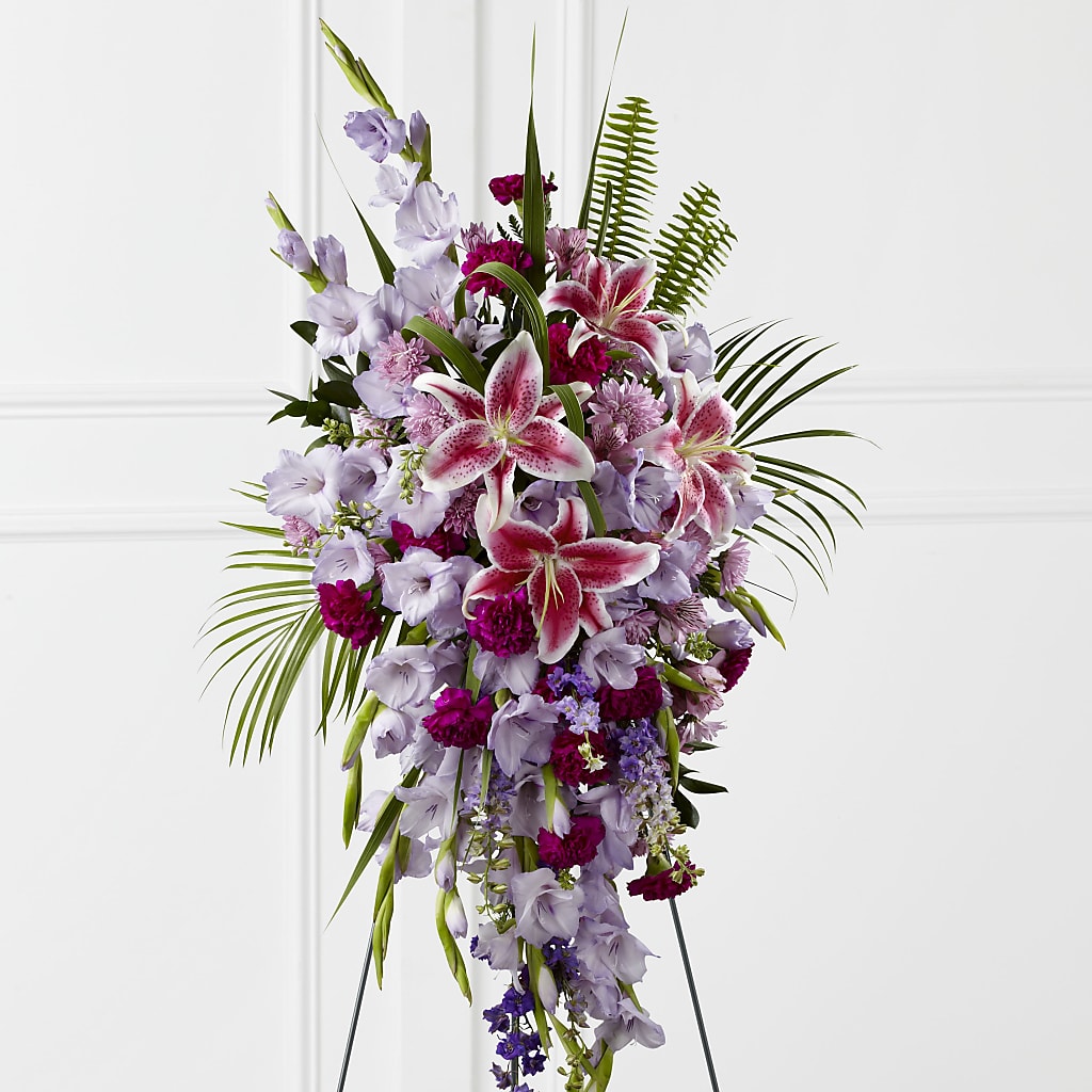 Tender Touch Standing Spray – Facet Flowers, Austin TX