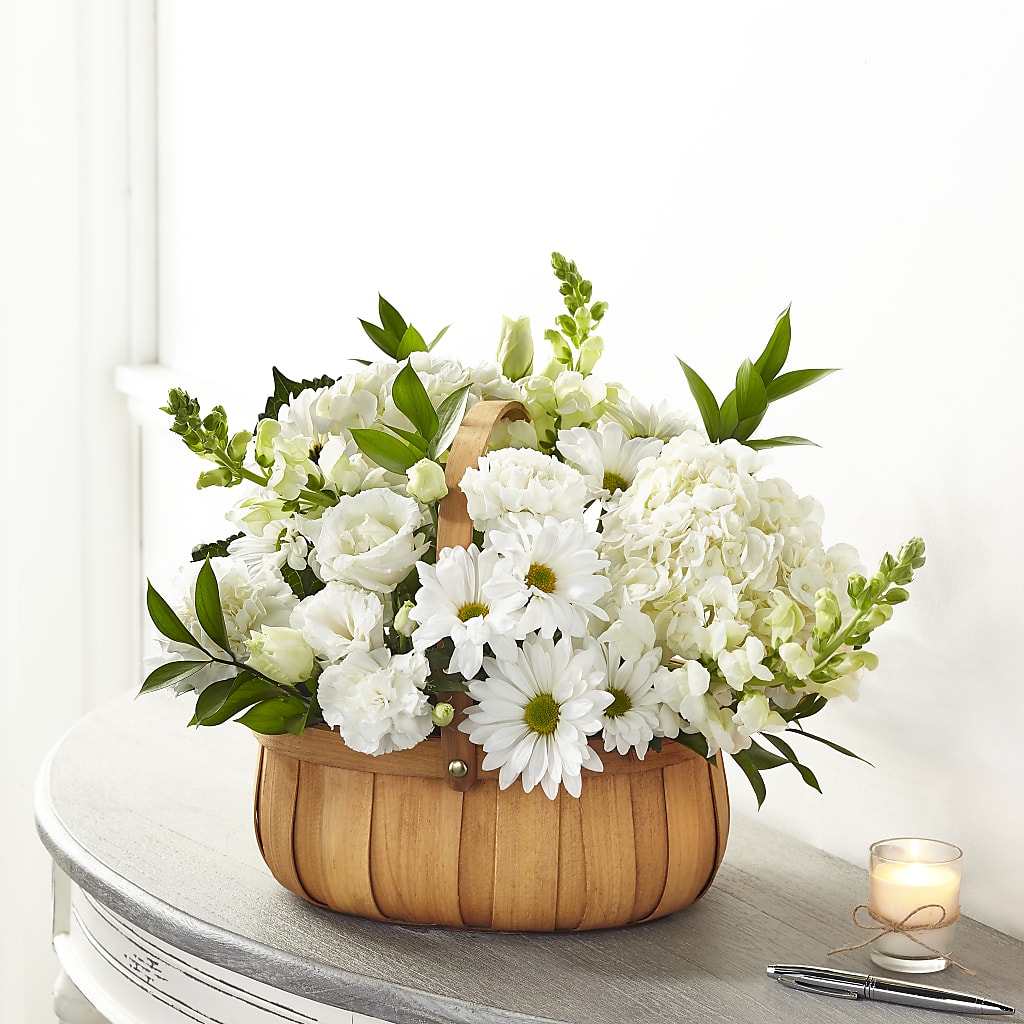 Pure Ivory Basket – Facet Flowers, Austin TX