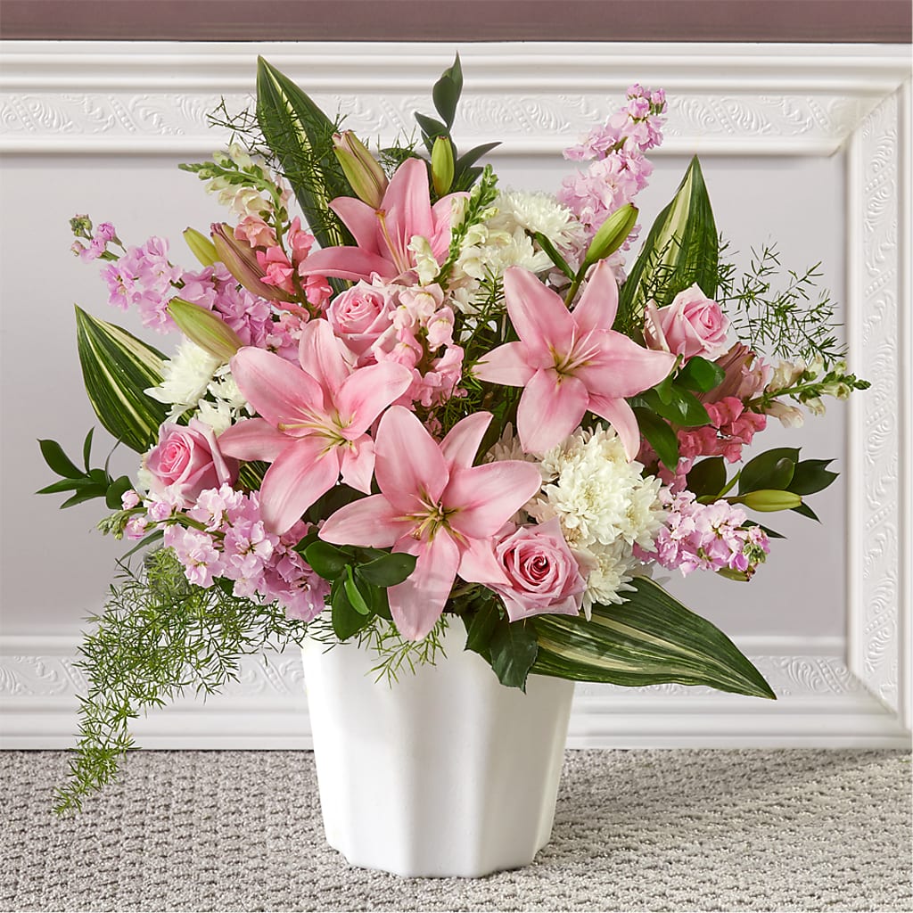 Simply Serene Floor Basket – Facet Flowers, Austin TX