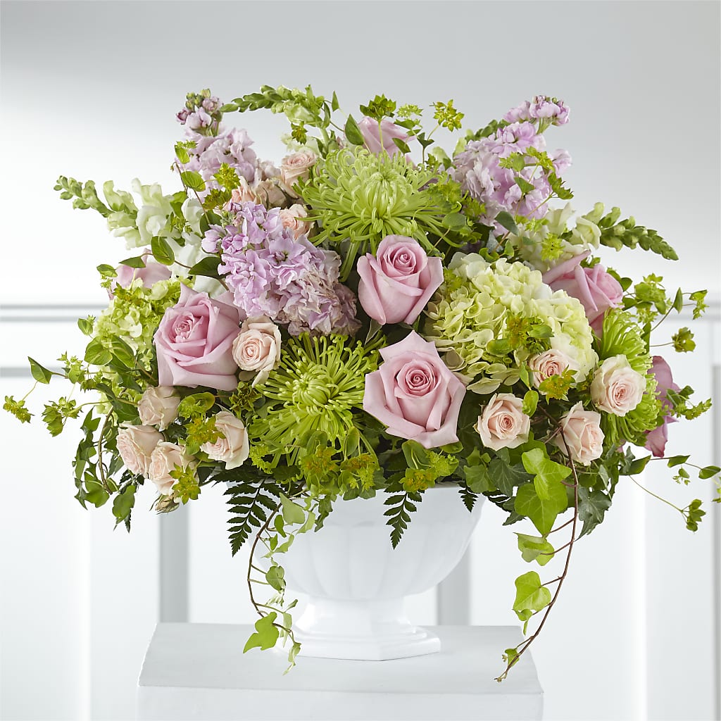 Radiant Embrace Arrangement – Facet Flowers, Austin TX