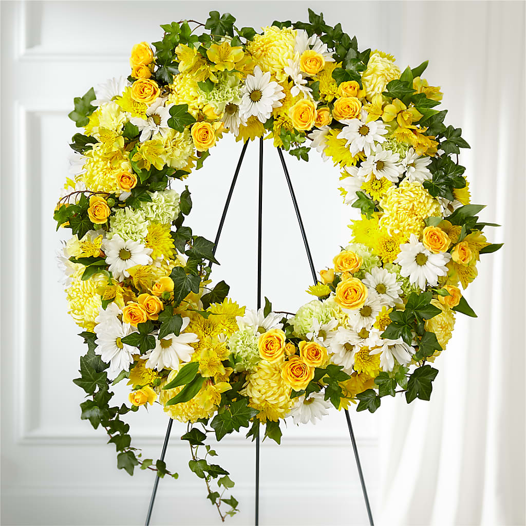 Golden Remembrance Wreath – Facet Flowers, Austin TX