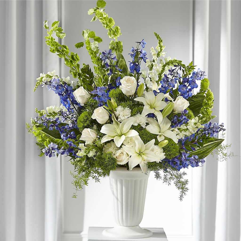 Heartfelt Hope Arrangement – Facet Flowers, Austin TX