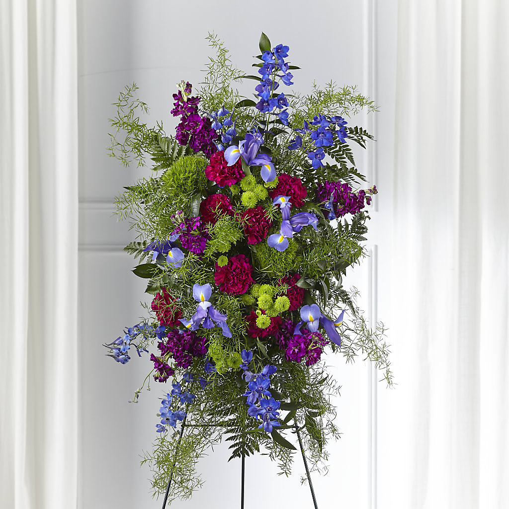 Heavenly Skies Standing Spray – Facet Flowers, Austin TX