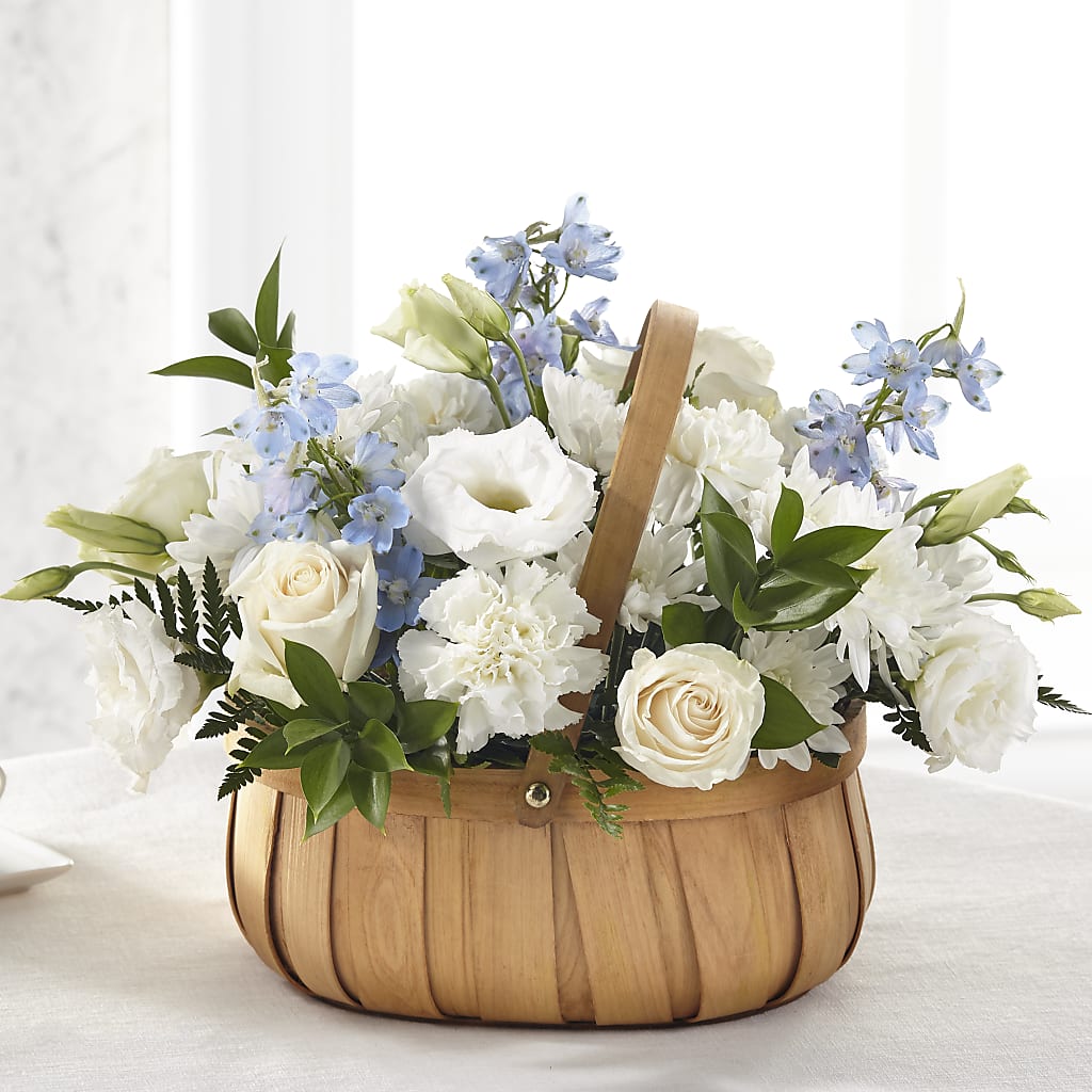 Sincerely Heartfelt Basket – Facet Flowers, Austin TX