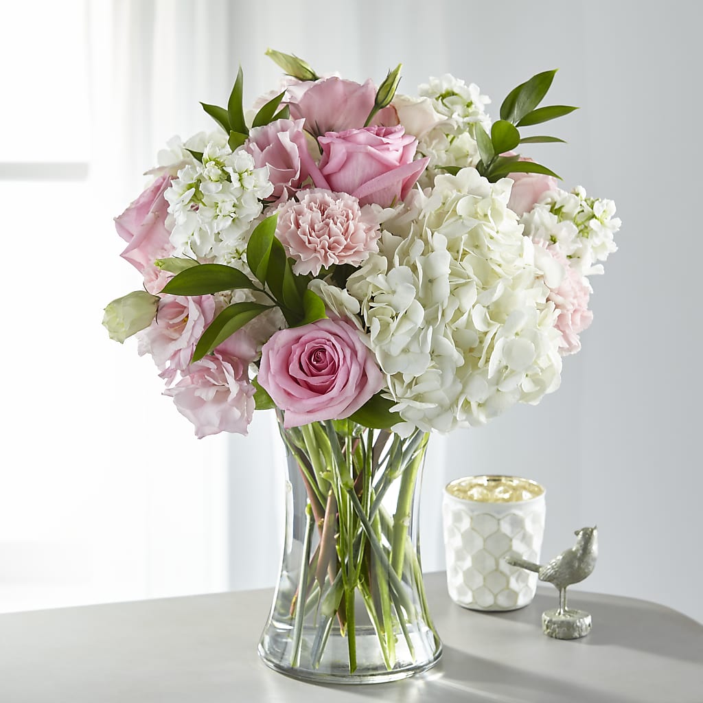 Guiding Grace Bouquet – Facet Flowers, Austin TX