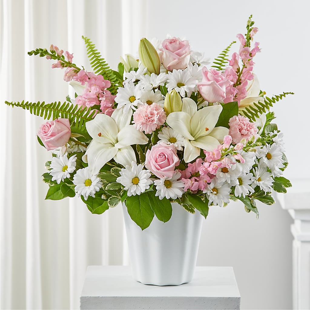 Soft Touch Tabletop Basket – Facet Flowers, Austin TX