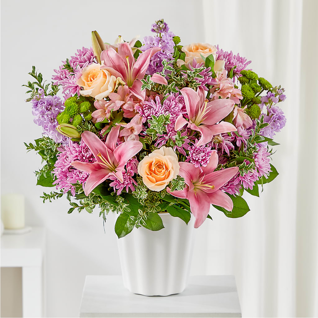 Supportive Embrace Tabletop Basket – Facet Flowers, Austin TX