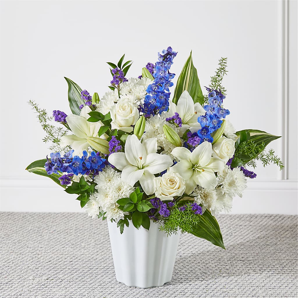 Take Comfort Floor Basket – Facet Flowers, Austin TX