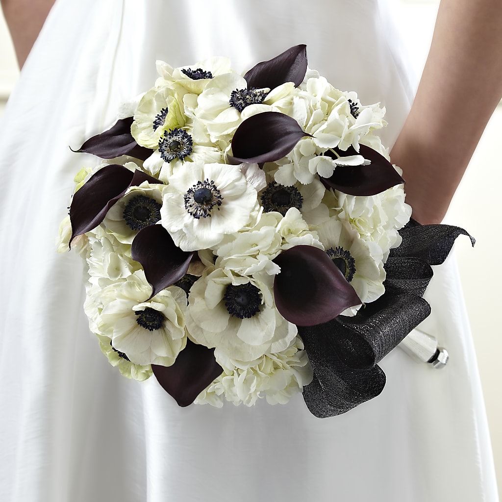 To Have and To Hold Bouquet – Facet Flowers, Austin TX