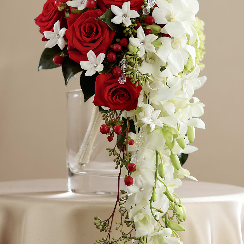 Here Comes the Bride Bouquet – Facet Flowers, Austin TX