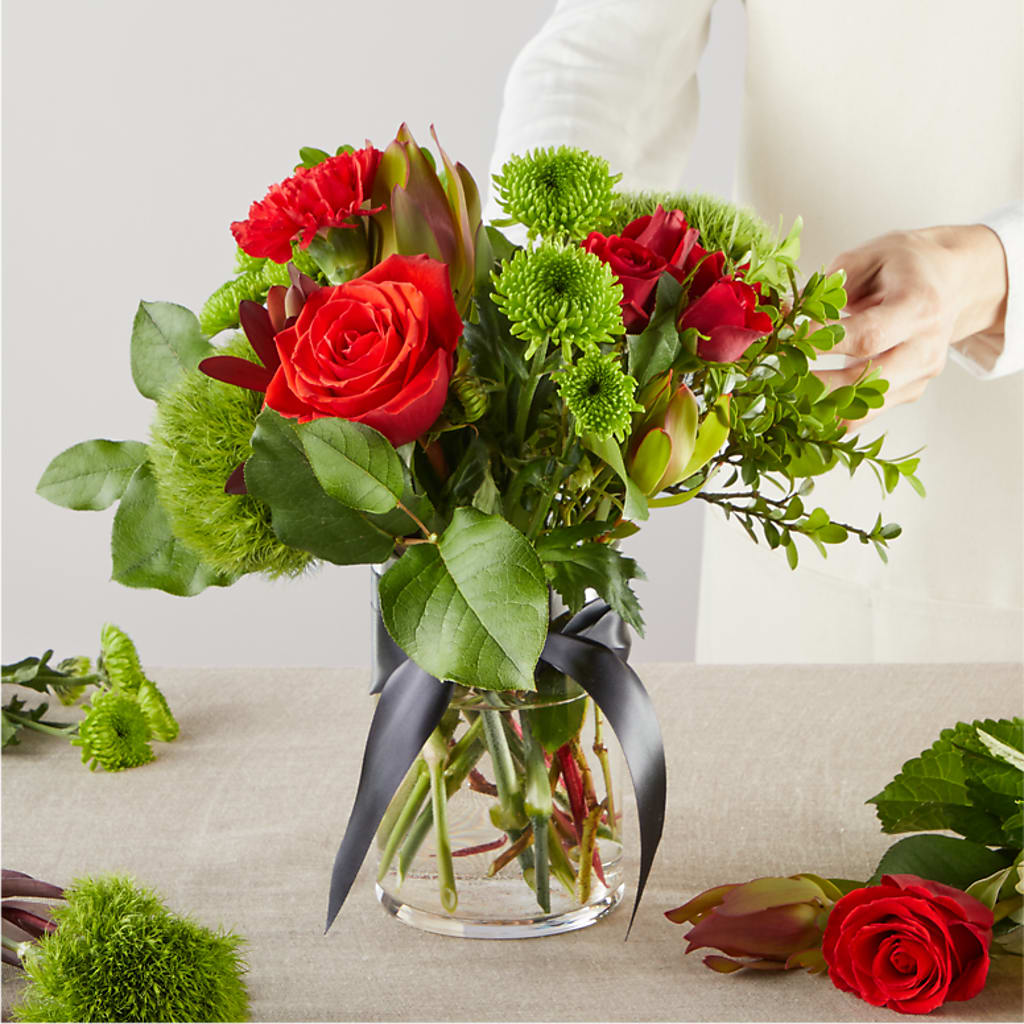 Heritage Kindle – A Florist Original –  Facet Flowers, Austin TX