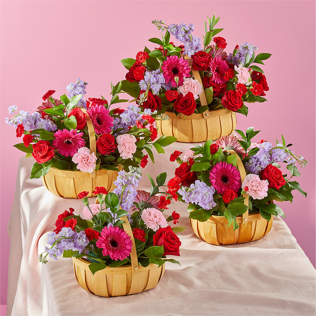 Pink Picnic Basket –  Facet Flowers, Austin TX