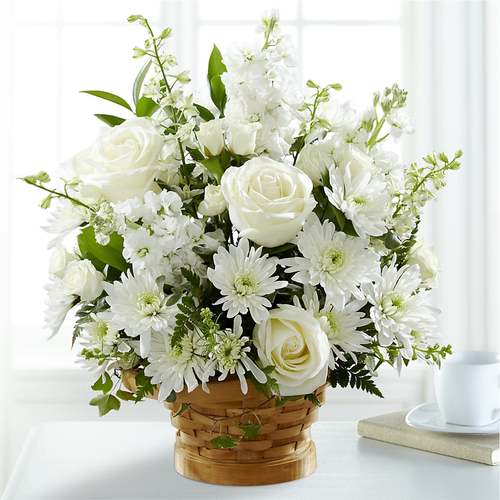 Heartfelt Condolences Arrangement –  Facet Flowers, Austin TX