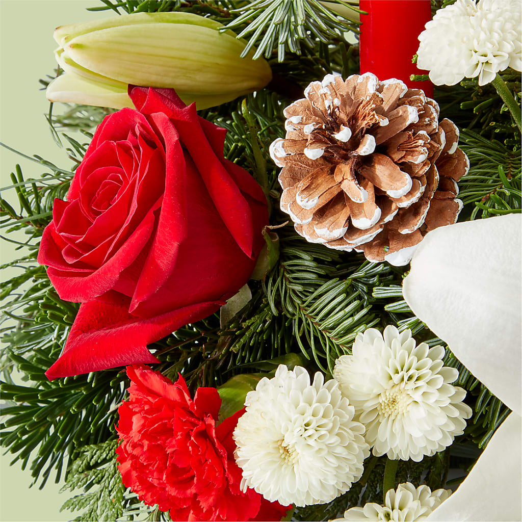 Seasonal Festivities Centerpiece –  Facet Flowers, Austin TX