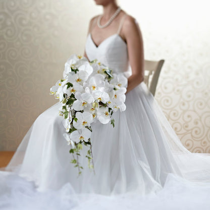 Classic White Bouquet –  Facet Flowers, Austin TX