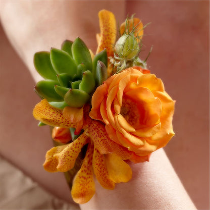 Irresistible Love Wrist Corsage –  Facet Flowers, Austin TX
