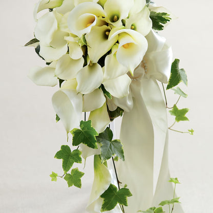 White Chapel Bouquet –  Facet Flowers, Austin TX